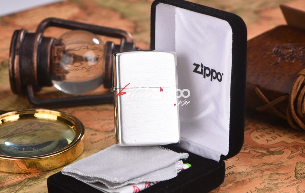 Zippo 27 - Bật lửa Zippo chính hãng USA bạc nguyên khối hoa văn xước vỏ dày